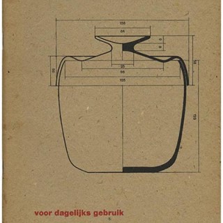 WAGENFELD, WILLIAM. Willy Rotzler: WAGENFELD VOOR DAGELIJKS GEBRUIK [Ontwerper en Fabriek Werken]. Amsterdam: Stedelijk Museum, 1961.