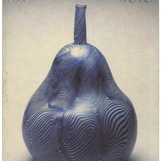 FINLAND. Eeva Siltavouri [Editor]: FORM FUNCTION FINLAND. Helsinki: Finnish Society of Crafts and Design, No. 1, 1981. Text in English.