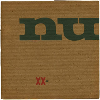 Sandberg, Willem: NU – IN THE MIDDLE OF THE X X CENTURY  [Quadrat-Print]. Hilversum: Steendrukkerij De Jong & Co, 1959.