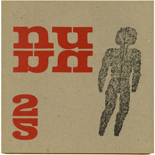 Sandberg, Willem: NU 2 – MAINTENANT – NOW – JETZT. Hilversum: Steendrukkerij De Jong & Co, 1966 Quadrat-Print.