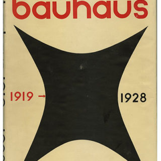 BAUHAUS 1919 – 1928. Herbert Bayer, Walter Gropius and Ise Gropius. Boston: Branford, 1952.